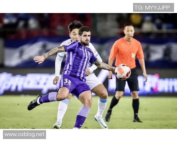 津门虎抵沪备战“领头羊” 津门虎抵沪备战“领头羊”