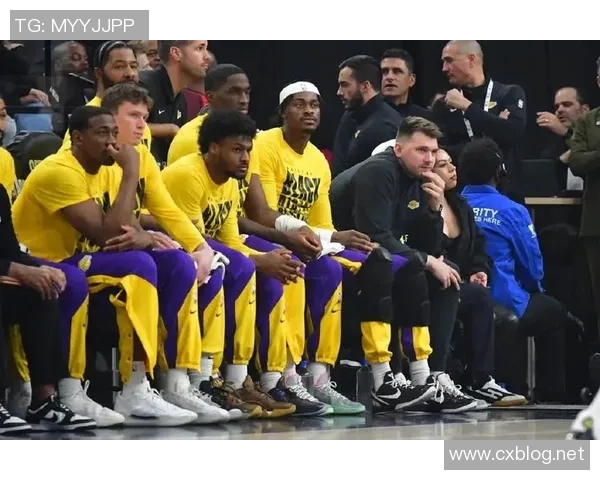 湖人背靠背轮休,东契奇和里夫斯缺阵;开拓者多主力受伤 湖人背靠背轮休,东契奇和里夫斯缺阵;开拓者多主力受伤