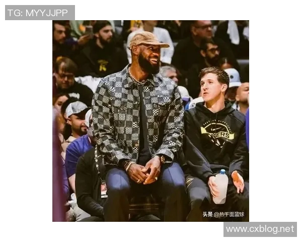 湖人最新伤情里夫斯腹股沟拉伤,东契奇满脸笑容备战,丝毫不担心 湖人最新伤情里夫斯腹股沟拉伤,东契奇满脸笑容备战,丝毫不担心