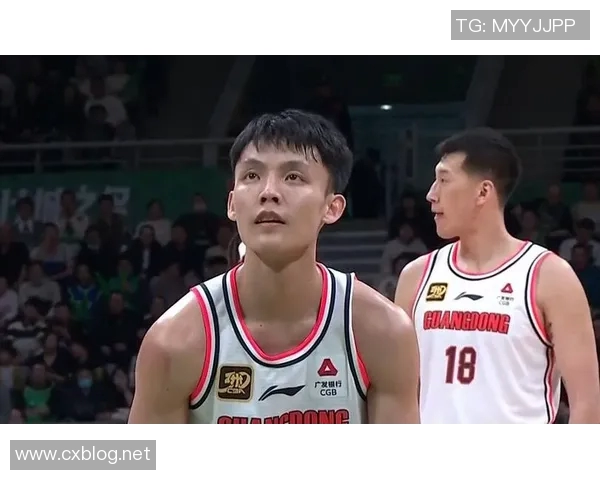 18岁“杜锋接班人”惊艳表现，广东男篮迎来新‘锋线大脑’