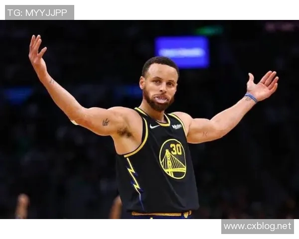 22分大胜，复仇开拓者！库里7+4+11，赛后穆迪接受记者采访