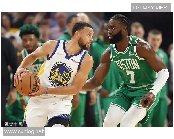 NBA半场:布朗准三双,波神正负值-19,凯尔特人74-51领先勇士